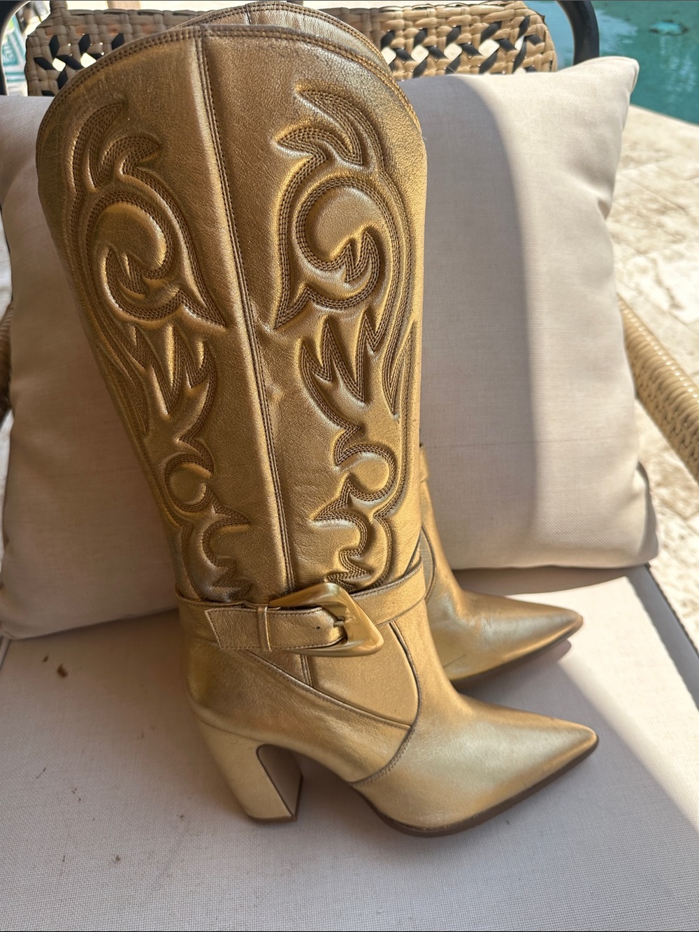 Bright gold cowgirl boots ! - Picture 5 of 5